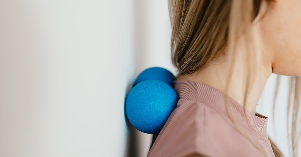 discover effective solutions and tips for managing neck pain. from stretching exercises to ergonomic adjustments, learn how to alleviate discomfort and improve your quality of life.