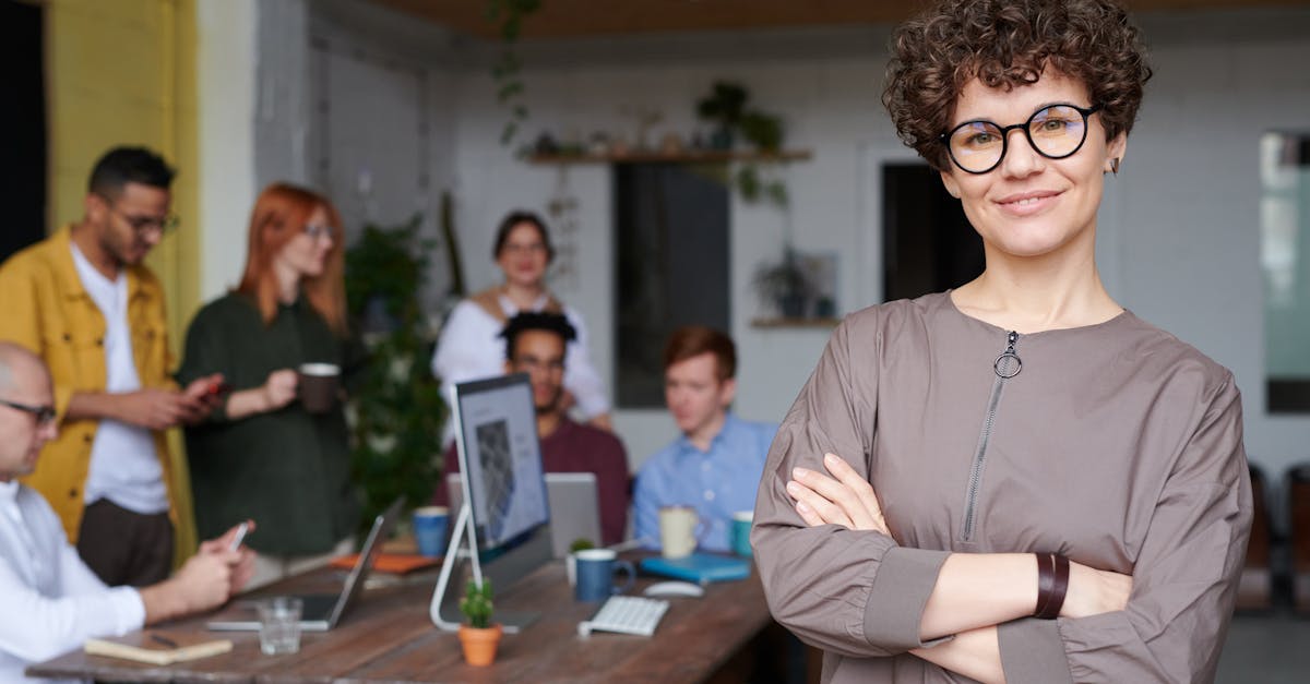 découvrez l'art de la posture parfaite ! Apprenez à améliorer votre alignement, à renforcer votre confiance en vous et à améliorer votre bien-être général grâce à des techniques et des exercices efficaces.